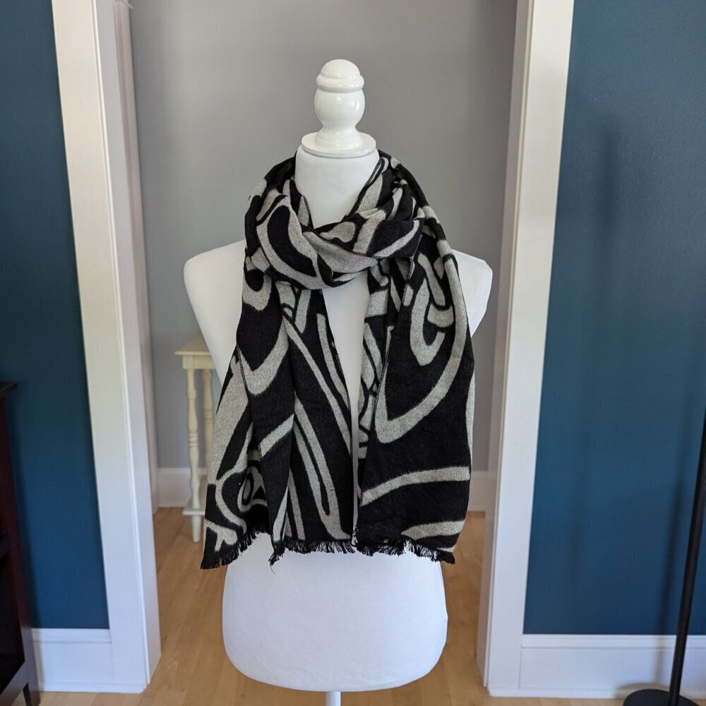 The Book Of Kells Reversible Celtic Winter Scarf Grey And Black - Picture 5 of 8